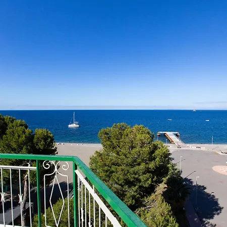Seaview 2 Apartment
